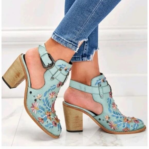 New NWOB Turquoise Floral Booties Size 10 Embroidered Boho Indy - Picture 2 of 15